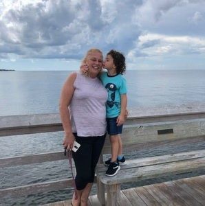 Meet your Posher, Denise